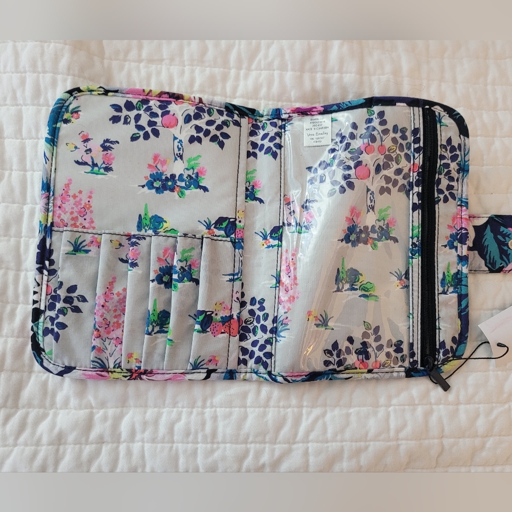 NWT Vera Bradley Makeup Bag